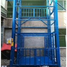 直銷鏈條導(dǎo)軌式液壓貨梯，液壓叉車，液壓起重貨梯安裝施工